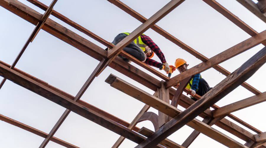 Professional gutter cleaning services in Saltillo, TX